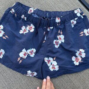 patagonia barley baggies. womens small.